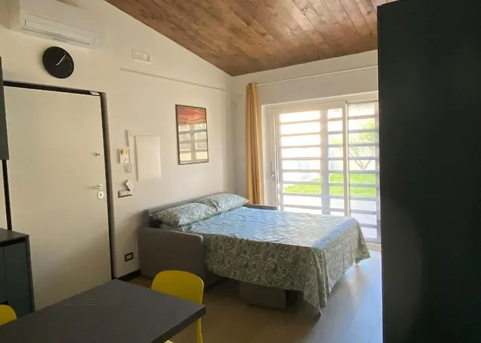 Villa Villino Ancillotto With Garden And Parking Motorcycle Space Roma